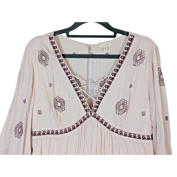 En Creme Women size M Embroidered Peasant Bohemian Flared Sleeve Aztec Tunic Top - Picture 5 of 14